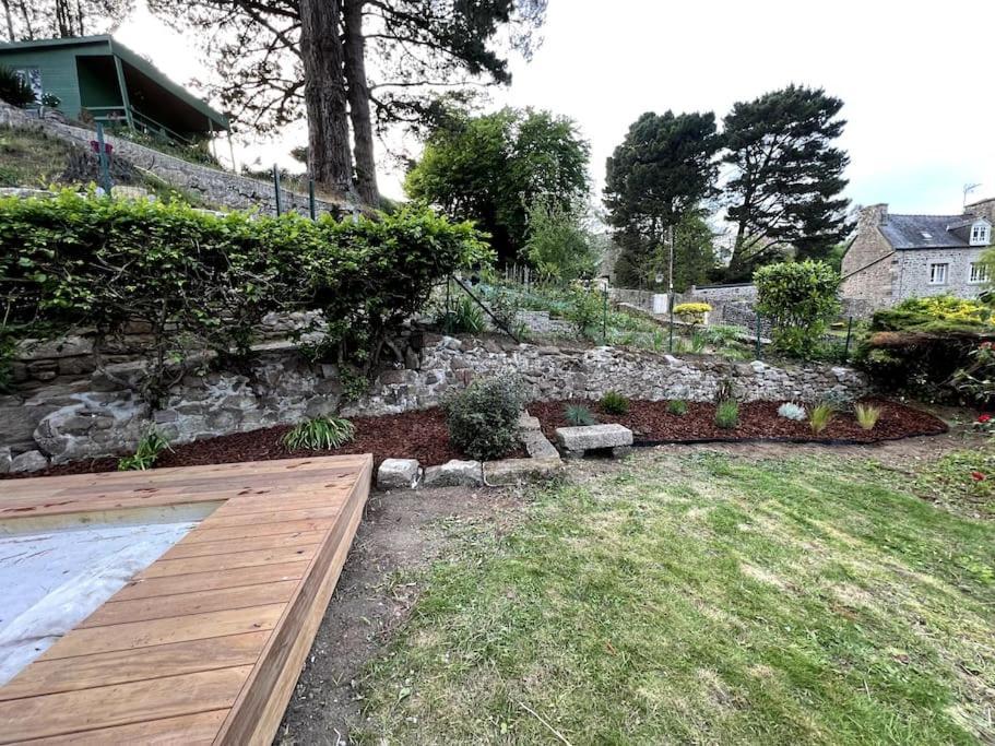 Superbe Appartement Avec Jardin Dinan Centre - Jerzual 외부 사진